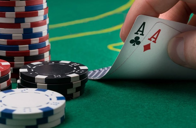 Tips For Playing At An Online Casino